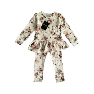 Rósa bolur með pífum